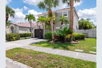 15760 NW 16th Ct #15760, Pembroke Pines, FL 33028 - Photo 4