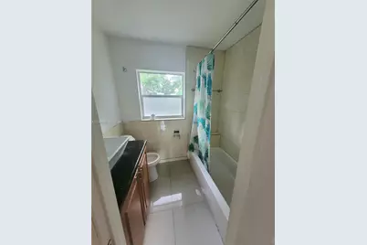 1132 Moffett St, Hallandale Beach, FL 33009 - Photo 20