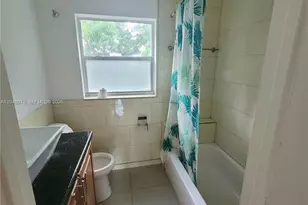 1132 Moffett St, Hallandale Beach, FL 33009 - Photo 20