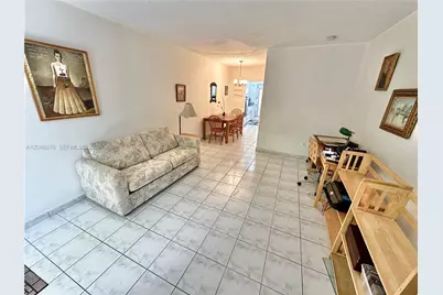 8132 Harding Ave #6, Miami Beach, FL 33141 - Photo 4