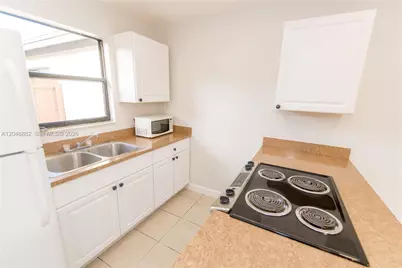 1804 My Pl, West Palm Beach, FL 33417 - Photo 4