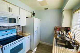 6810 NW 28th St, Sunrise, FL 33313 - Photo 6