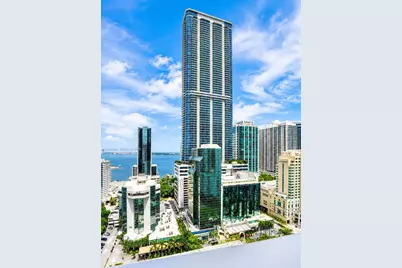 1010 Brickell Ave #2402, Miami, FL 33131 - Photo 4