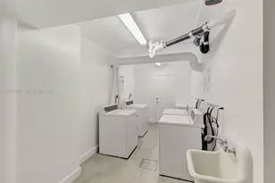 5005 Collins Ave, Miami Beach, FL 33140 - Photo 52