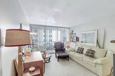 5005 Collins Ave #1224, Miami Beach, FL 33140 - Photo 20