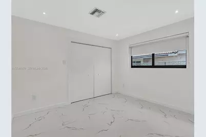 19225 NE 18th Ave, Miami, FL 33179 - Photo 28