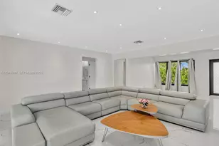 19225 NE 18th Ave, Miami, FL 33179 - Photo 12