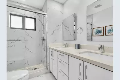 19225 NE 18th Ave, Miami, FL 33179 - Photo 26