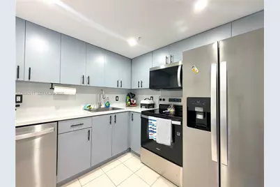 2829 Indian Creek Dr #605, Miami Beach, FL 33140 - Photo 2