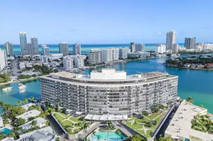 900 Bay Dr, Miami Beach, FL 33141 - Photo 2