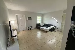 1212 NW 11th Ct, Fort Lauderdale, FL 33311 - Photo 10