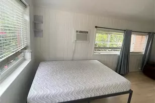 1211 NE 130th St, North Miami, FL 33161 - Photo 2