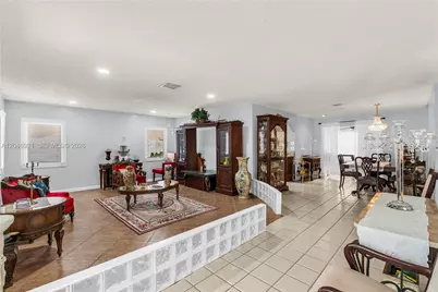 7421 SW 14th Ct, North Lauderdale, FL 33068 - Photo 14