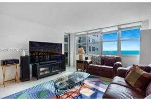 6039 Collins Ave, Miami Beach, FL 33140 - Photo 2