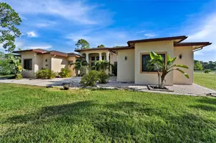 13085 N 78th Pl N, Palm Beach, FL 33412 - Photo 2