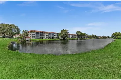 671 S Hollybrook Dr #209, Pembroke Pines, FL 33025 - Photo 12
