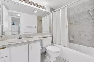 671 S Hollybrook Dr, Pembroke Pines, FL 33025 - Photo 10