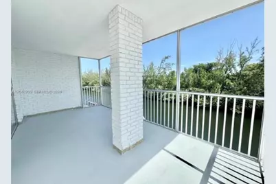 3660 NE 166th St #315, North Miami Beach, FL 33160 - Photo 2
