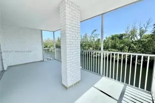 3660 NE 166th St, North Miami Beach, FL 33160 - Photo 2