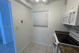 1725 W 60th St, Hialeah, FL 33012 - Photo 8