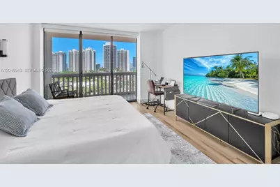 1000 W Island Blvd #1206, Aventura, FL 33160 - Photo 16