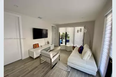 8256 NW 48th Ter, Doral, FL 33166 - Photo 24