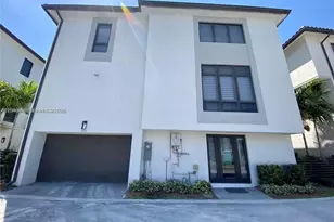 8256 NW 48th Terrace, Doral, FL 33166 - Photo 4