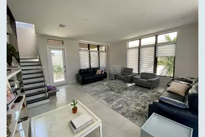 8256 NW 48th Ter, Doral, FL 33166 - Photo 30