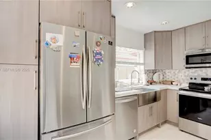 1237 NW 125th Terrace, Sunrise, FL 33323 - Photo 14