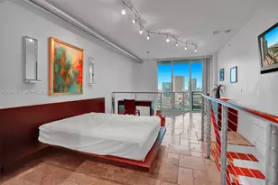 690 SW 1st Ct, Miami, FL 33130 - Photo 16