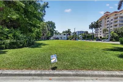 10177 W Bay Harbor Dr, Bay Harbor Islands, FL 33154 - Photo 12