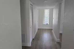 391 Ivy Ln, Weston, FL 33326 - Photo 10