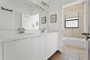 8774 NW 103rd Ave, Doral, FL 33178 - Photo 30