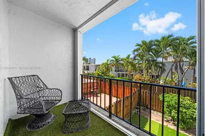 2408 NE 10th St #122, Hallandale Beach, FL 33009 - Photo 18