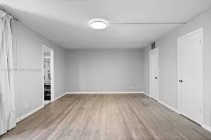 2408 NE 10th St, Hallandale Beach, FL 33009 - Photo 20