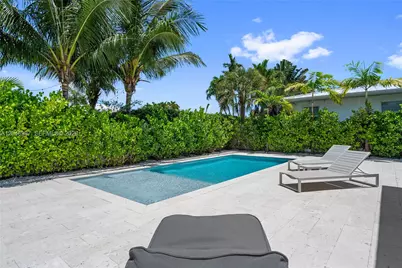 9033 Emerson Ave, Surfside, FL 33154 - Photo 30