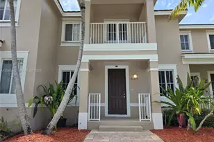27300 SW 140th Passage, Homestead, FL 33032 - Photo 2