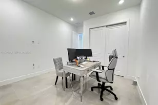 5444 SW Saint Armands Way, Loxahatchee, FL 33470 - Photo 18
