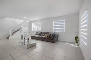 21189 SW 127th Ct, Miami, FL 33177 - Photo 4