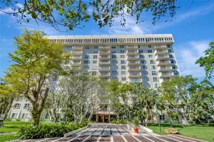11111 Biscayne Blvd, Miami, FL 33181 - Photo 32