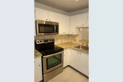10835 SW 112th Ave #113, Miami, FL 33176 - Photo 2