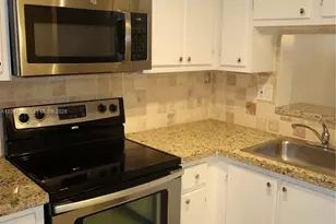 10835 SW 112th Ave, Miami, FL 33176 - Photo 2