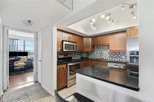 20840 San Simeon Way, Miami, FL 33179 - Photo 12