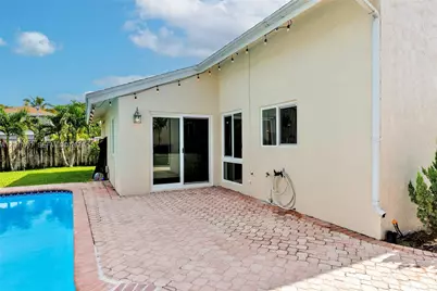 681 Pine Ridge Ter, Davie, FL 33325 - Photo 24
