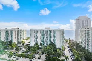 3901 S Ocean Dr, Hollywood, FL 33019 - Photo 6