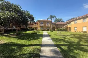 4807 Via Palm Lakes, West Palm Beach, FL 33417 - Photo 4