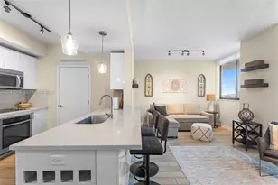 999 SW 1st Ave, Miami, FL 33130 - Photo 10