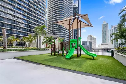 999 SW 1st Ave #2015, Miami, FL 33130 - Photo 26