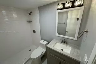 500 W Village Green Cir W, Palm Springs, FL 33461 - Photo 4