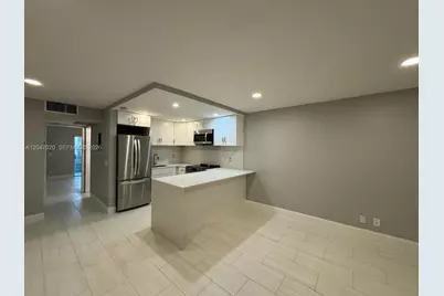 500 W Village Green Cir W #215, Palm Springs, FL 33461 - Photo 2